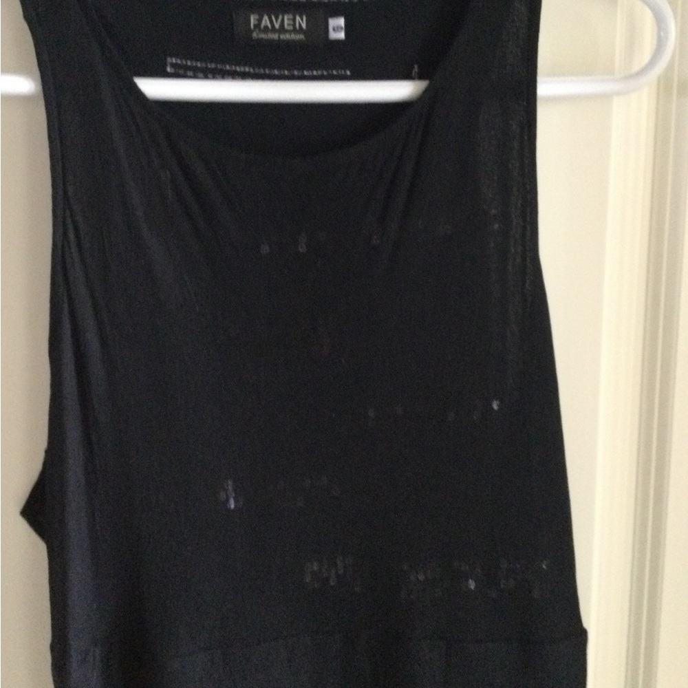 Robe sans manches en filet